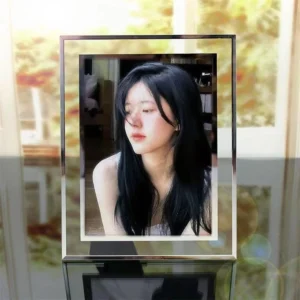 กรอบรูปกระจก กรอปรูปมินิมอล กรอบรูปตั้งได้ ขนาด 18 นิ้ว